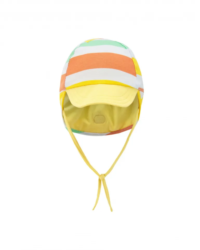 Bonnet rayé pour garçon en jaune, orange, vert et blanc avec visière et cordons de réglage