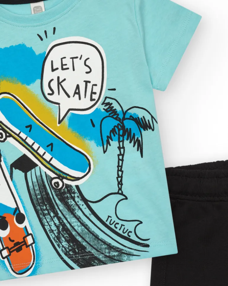 Ensemble pour garçon avec t-shirt bleu et short noir