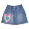 Falda vaquera para niña en azul con estampado de corazón