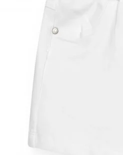Short pour fille en blanc avec taille élastique et poches