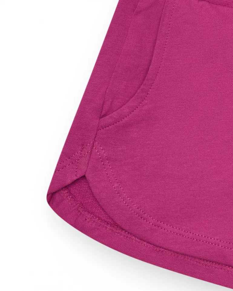 Short pour fille en fuchsia avec taille élastique et poches.