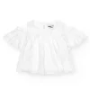 Top pour fille en blanc avec manches larges et épaules dénudées.