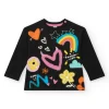 T-shirt noir pour fille avec cœurs et arc-en-ciel